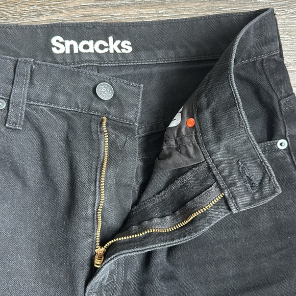 Mother Snacks Straight Leg Jeans (Size 27) - Picture 3 of 6